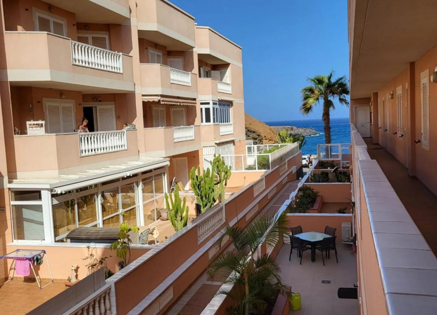 2 Bedroom Apartment With A Pool Arona