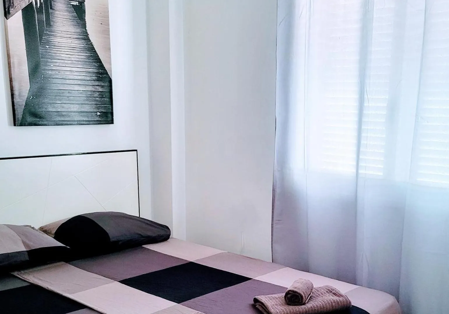 2 Bedroom Apartment With A Pool Arona